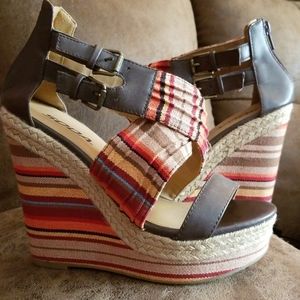 Women wedges